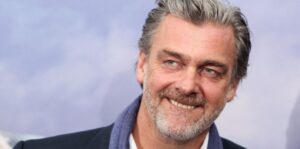 İrlandalı Oyuncu Ray Stevenson Hayatını Kaybetti.