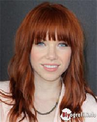 Carly Rae Jepsen Kimdir? Biyografisi.